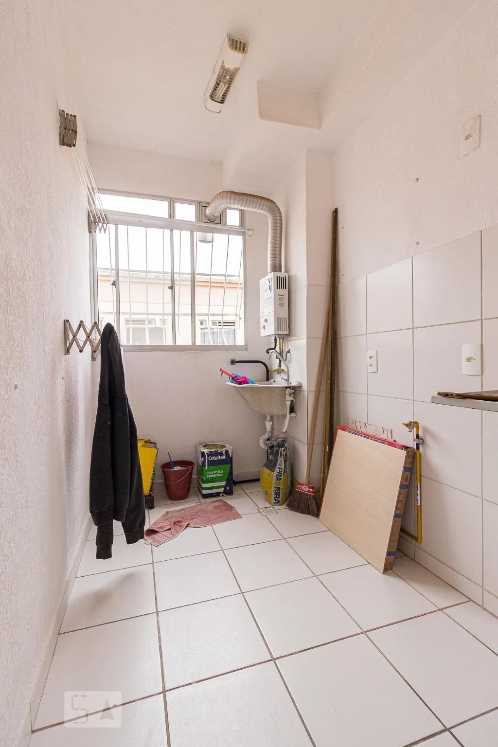 Apartamento sem mobília com cozinha fechada e 2 quartos — photo 38