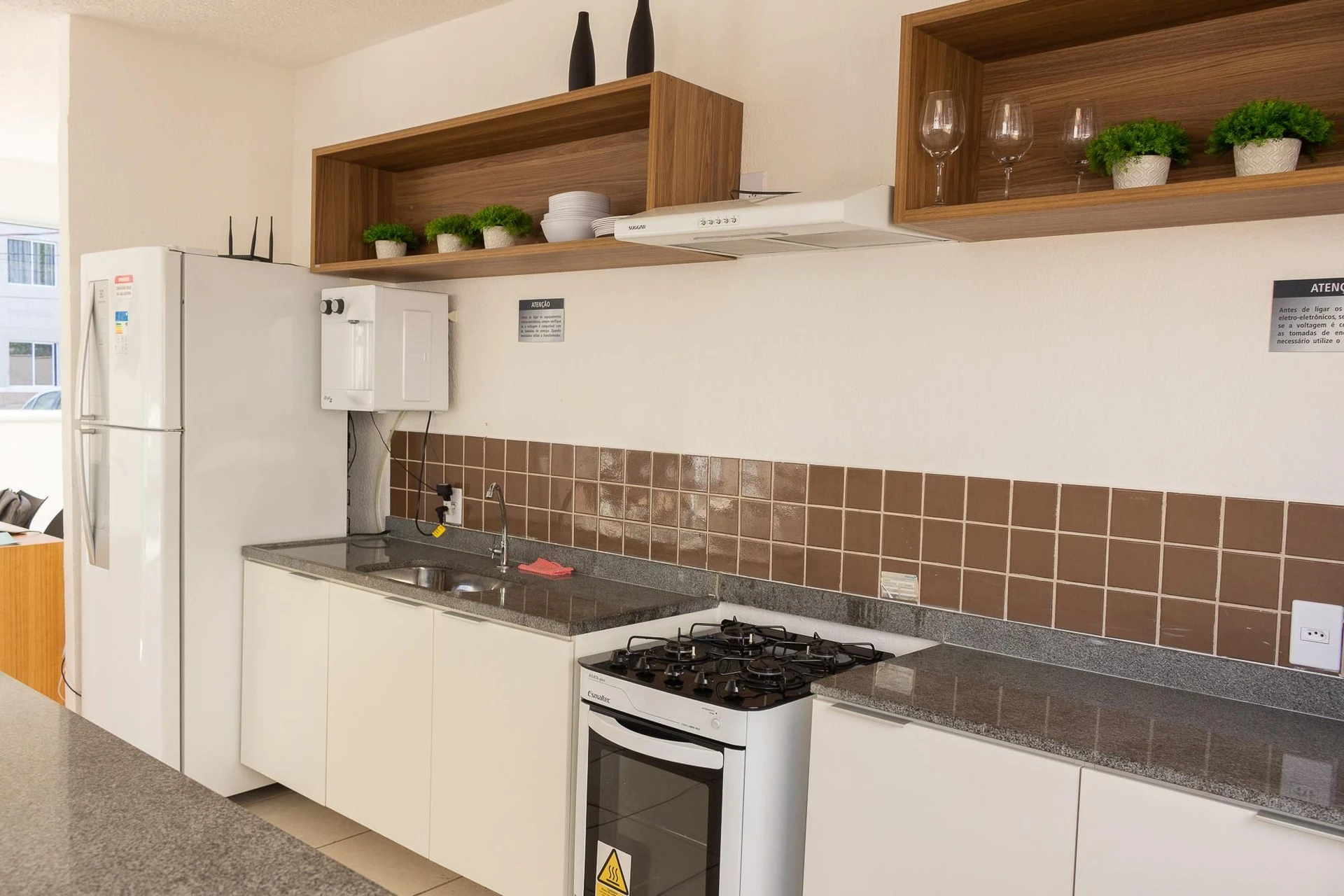 Unfurnished 2-bedroom apartment with 1 bathroom — photo 42