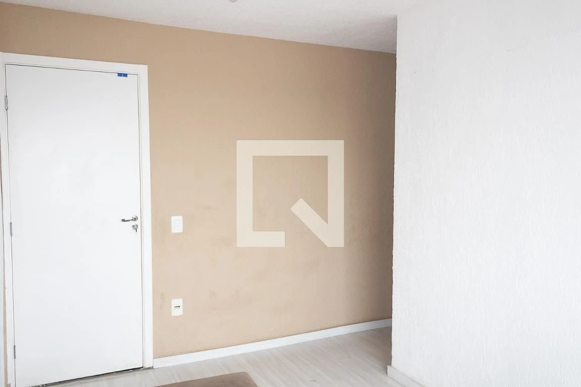 2-bedroom apartment in a building with a gym — photo 27