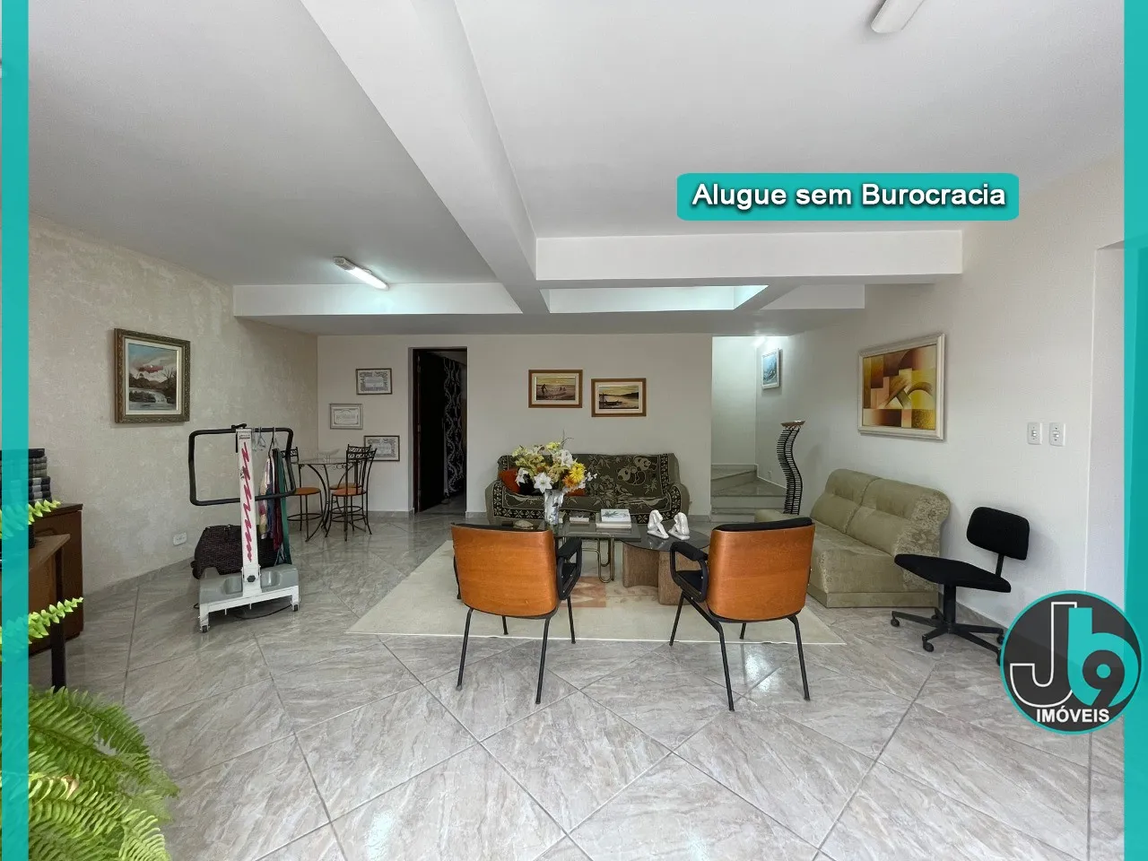 Furnished house with 5 bedrooms and 2 bathrooms — photo 40