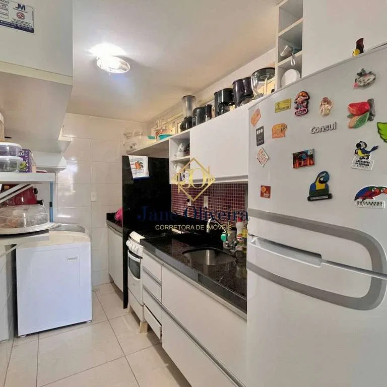 Furnished 2-bedroom apartment with a suite — photo 2