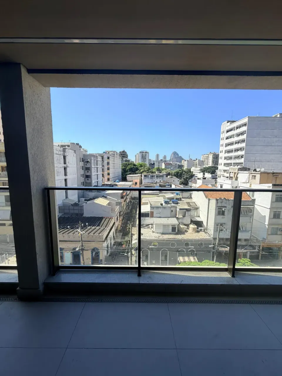 Apartamento com 4 quartos e 3 banheiros e varanda — photo 9