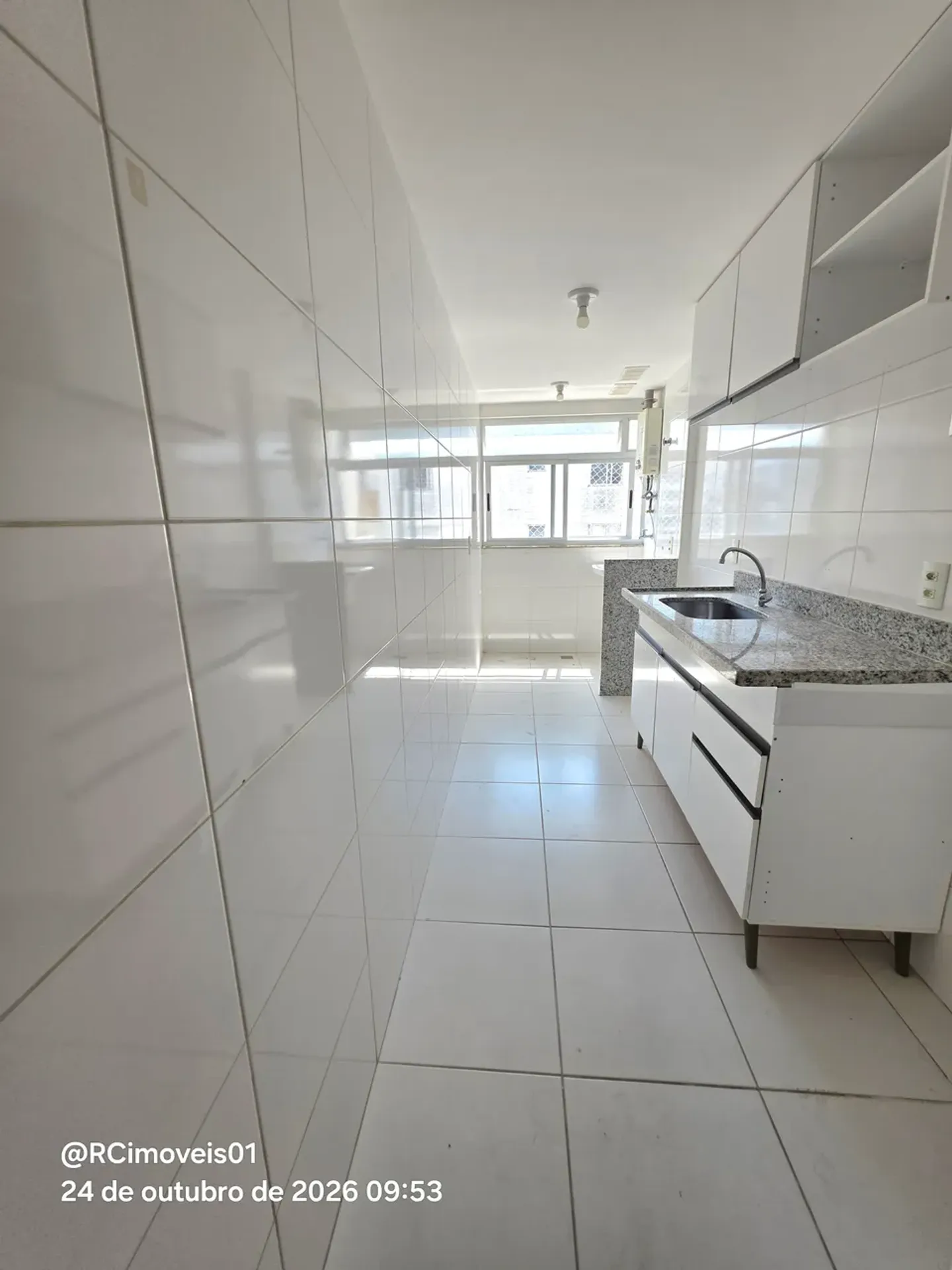 Apartment on the 5th floor with a mountain view — photo 44