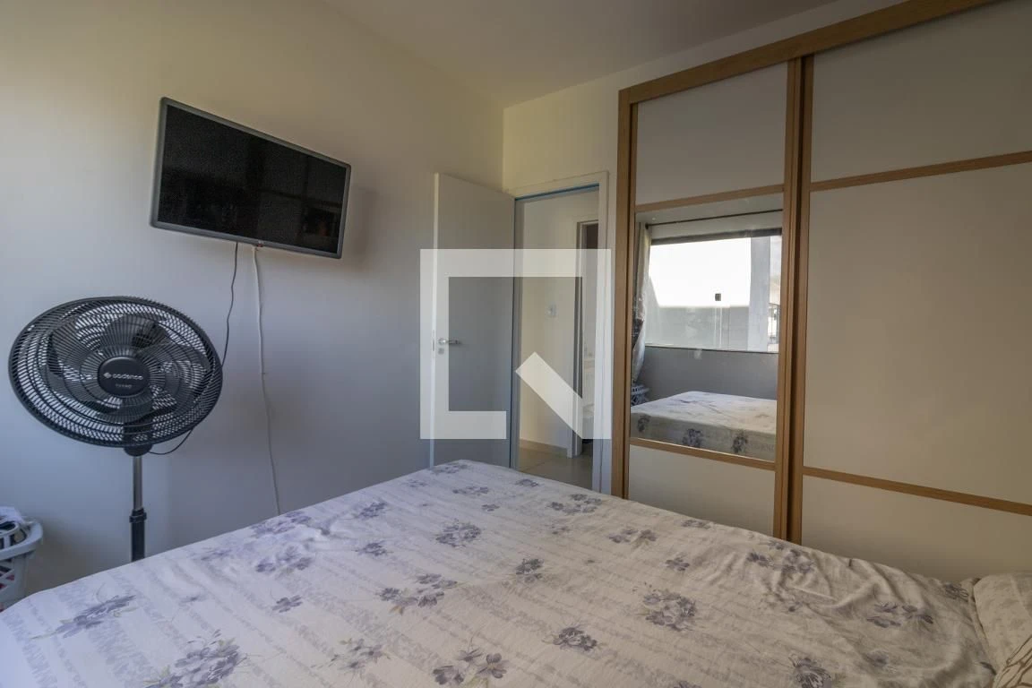 Apartamento mobiliado com 2 quartos e 1 banheiro — photo 17