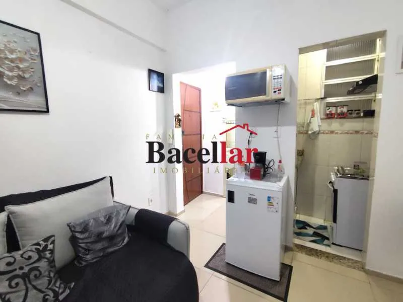 Furnished studio, 19 m² — photo 3