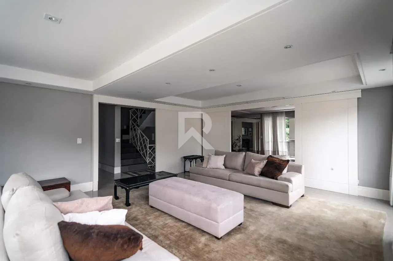 Casa con 4 suites y balcón con parrilla, 464 m² — photo 6