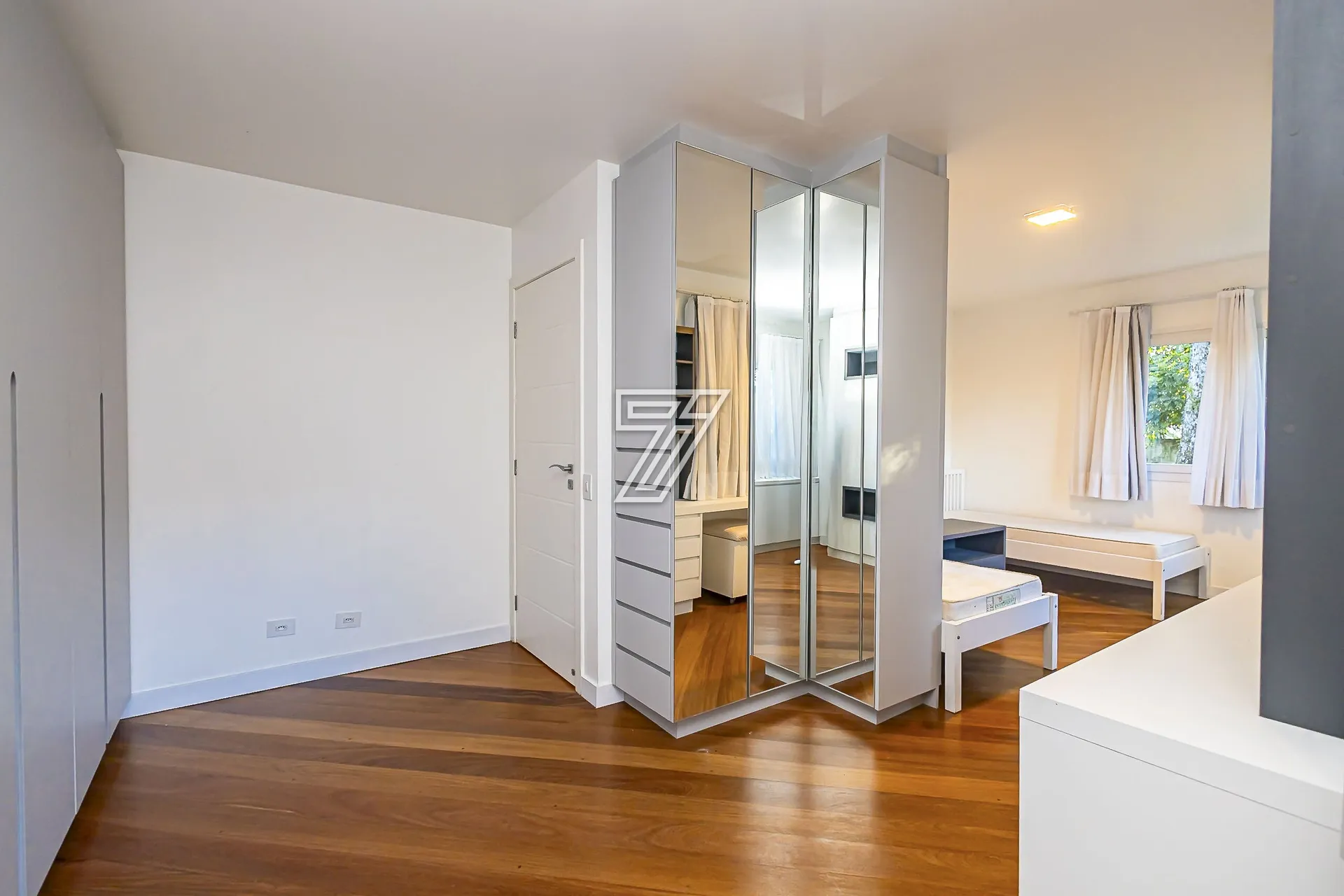 Casa para locação com 4 quartos e 3 suítes — photo 69