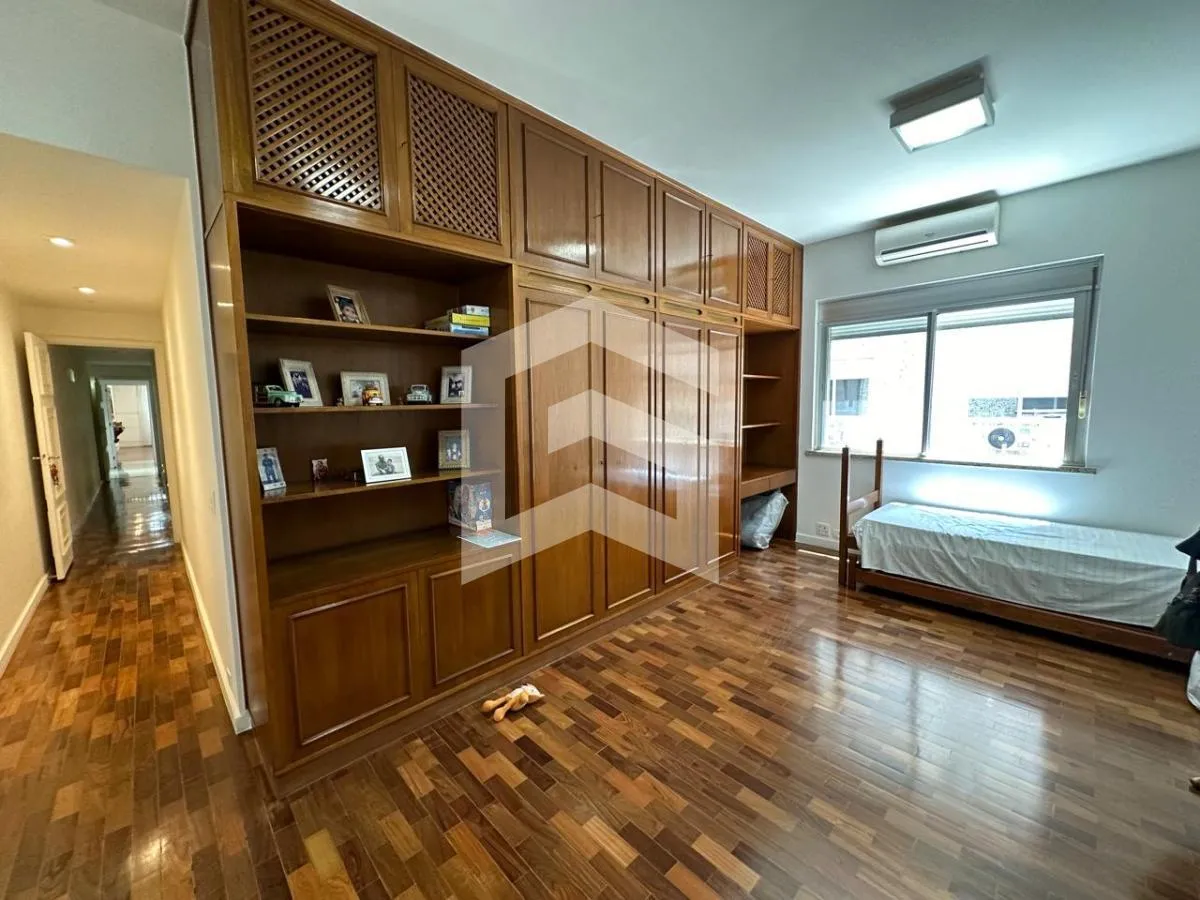 Apartment with 3 bedrooms and 3 bathrooms plus elevator — photo 11