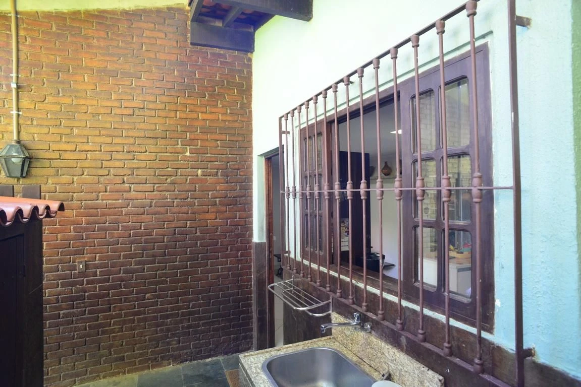 Furnished house, 530 m², with a grill on the balcony — photo 73