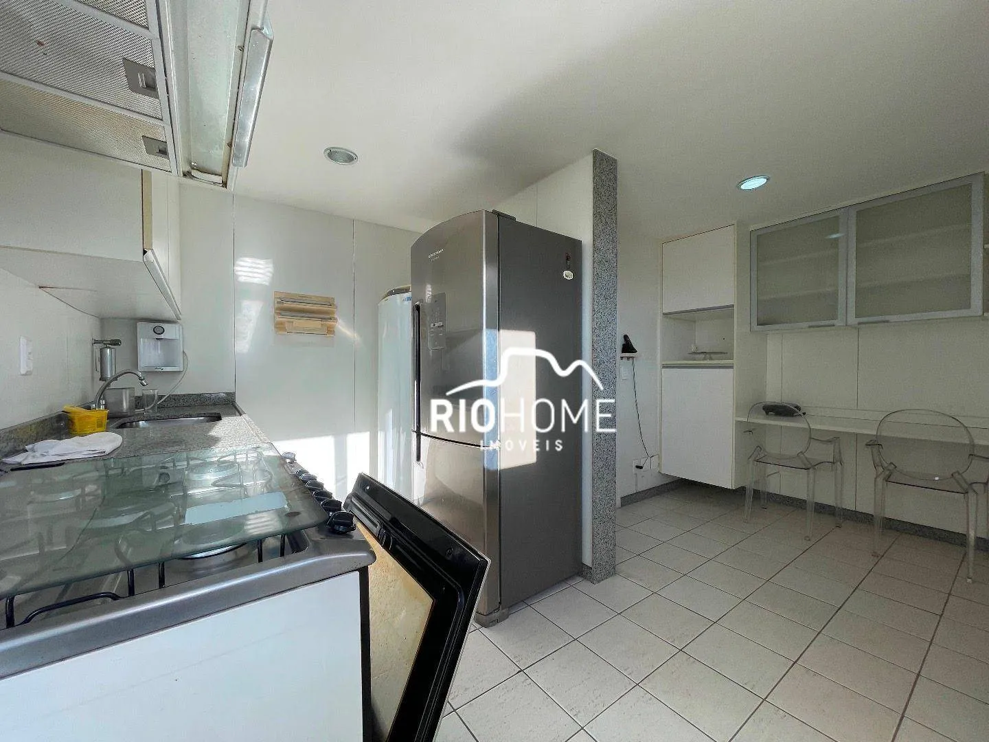 Apartamento de 2 dormitórios com varanda e 118 m² — photo 34