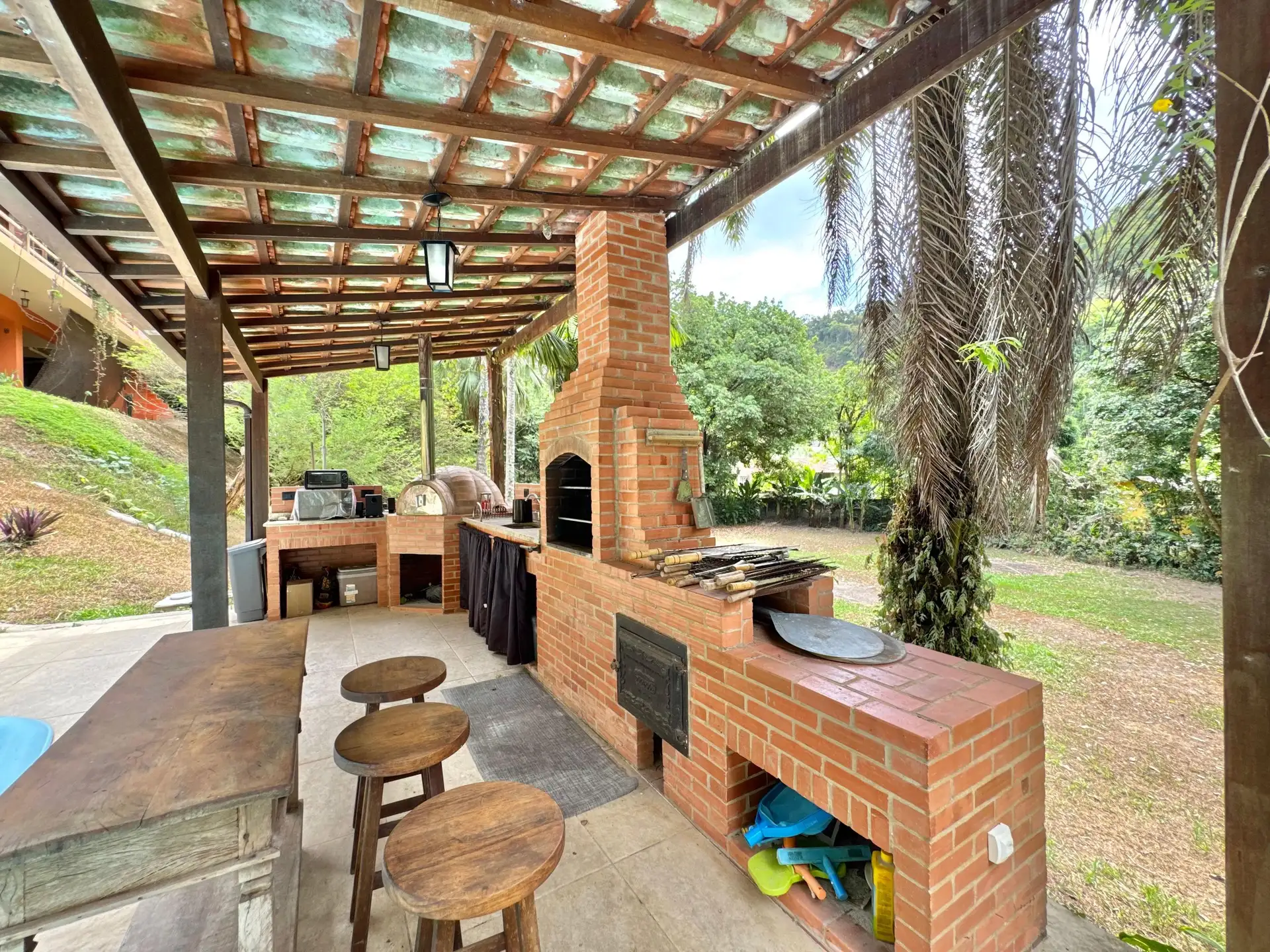 Casa mobiliada com 5 quartos e escritório no imóvel — photo 17