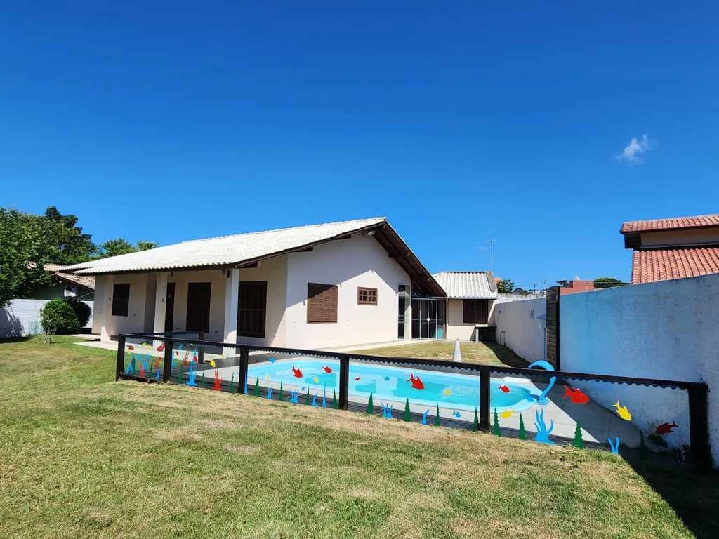 Casa de 3 dormitorios, 1 con baño propio, 131 m²