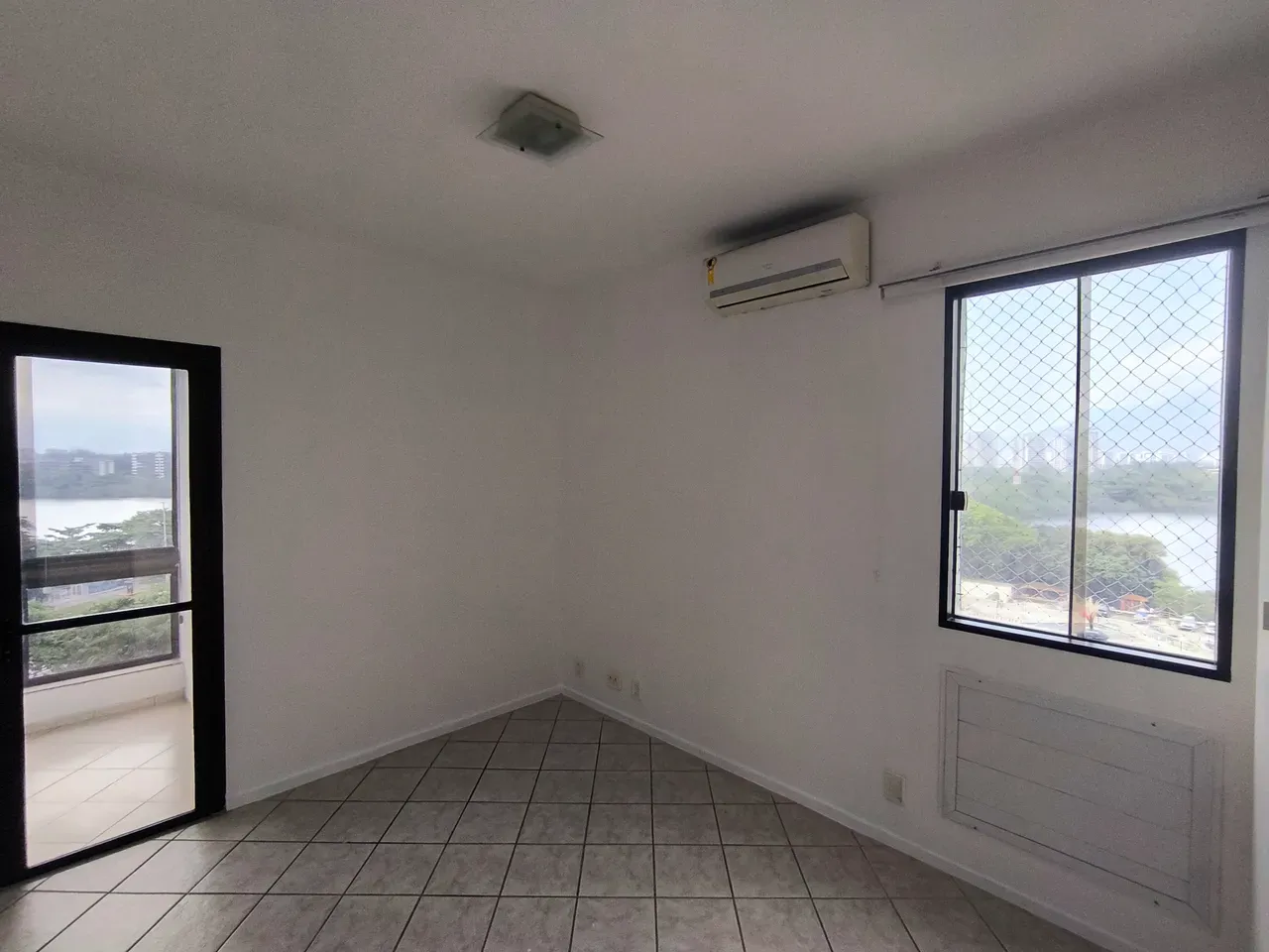 Ванна та 2 спальні: квартира 78 м² — photo 6