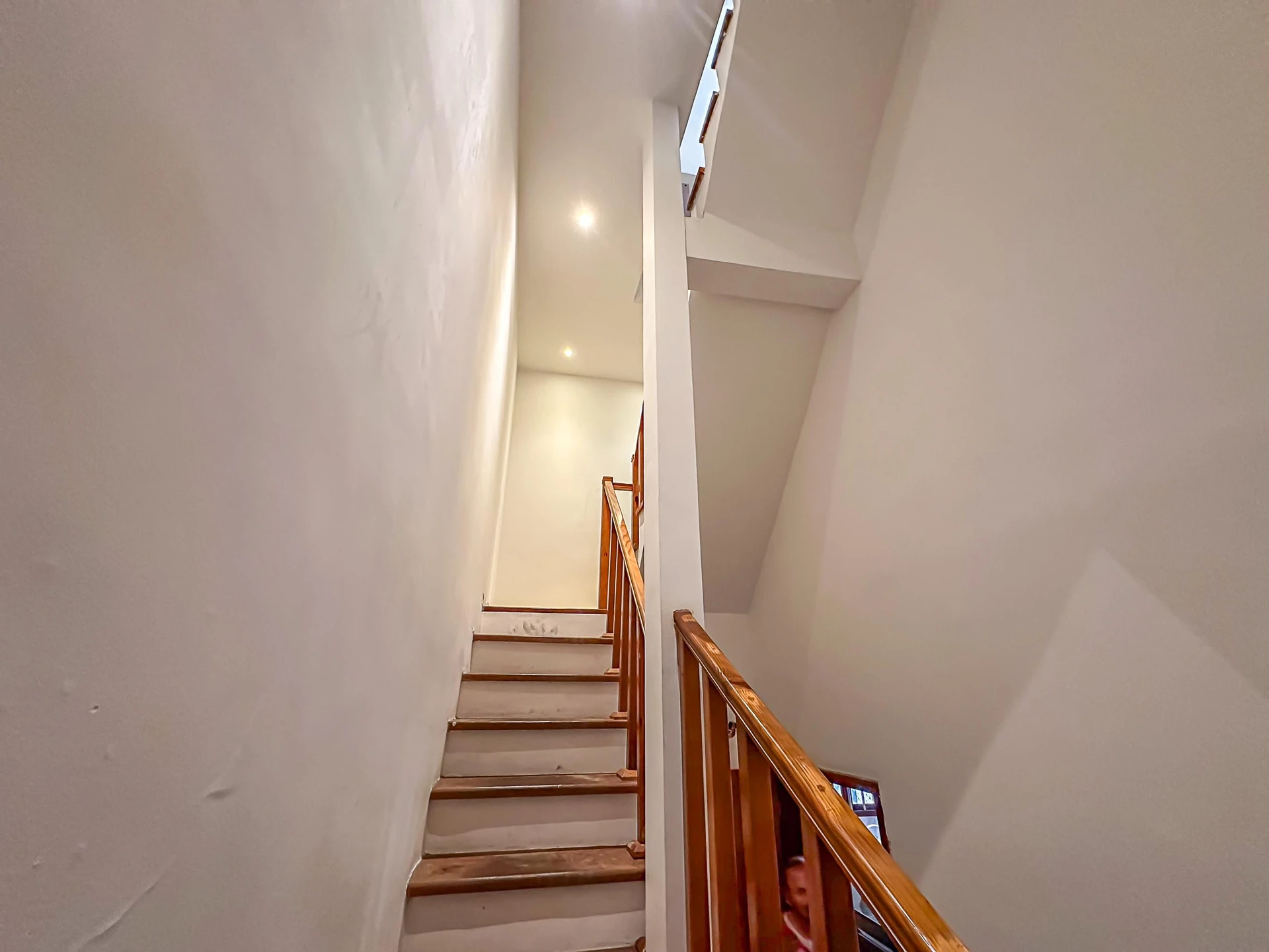 Furnished house with 3 bedrooms and a washing machine — photo 4