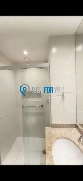 Apartamento com 3 dormitórios e varanda envidraçada — photo 16