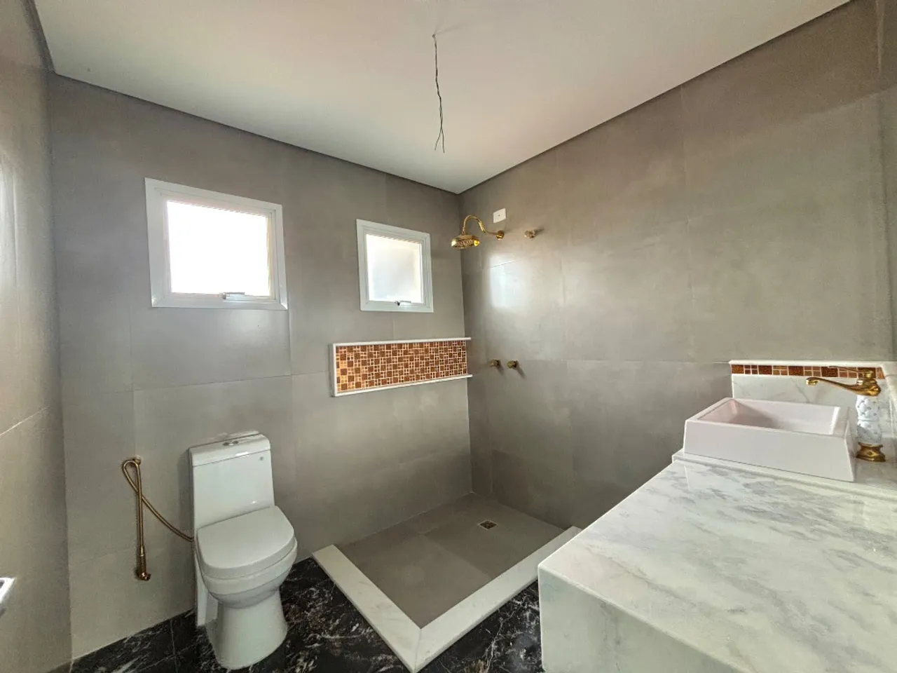Unfurnished house with 3 bedrooms and a separate kitchen — photo 10