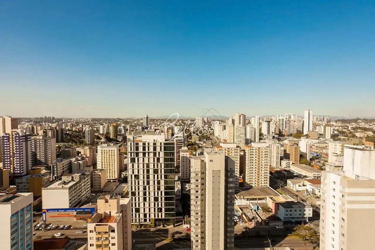 1-bedroom apartment with balcony and 61 m² — photo 5