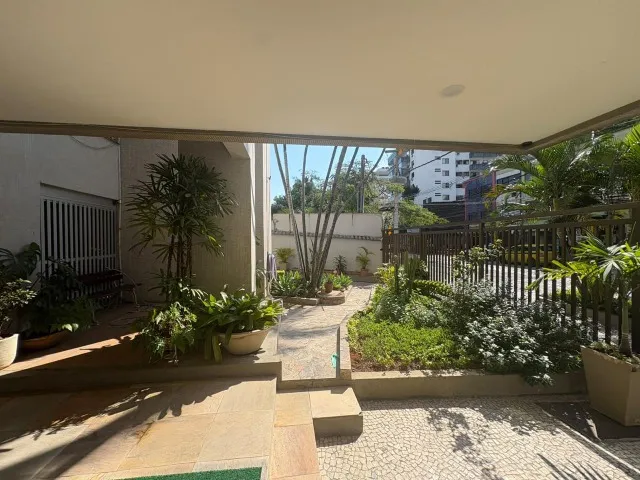 2-bedroom apartment with a mountain view in Rio de Janeiro — photo 20