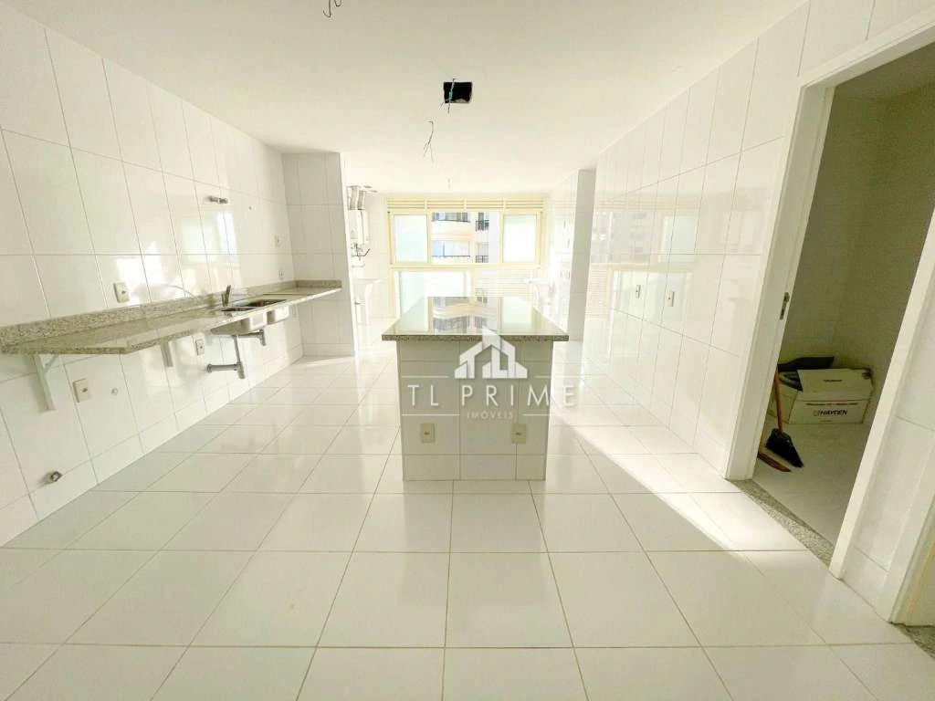 4-suite apartment with 555 m² and 5 parking spaces — photo 21