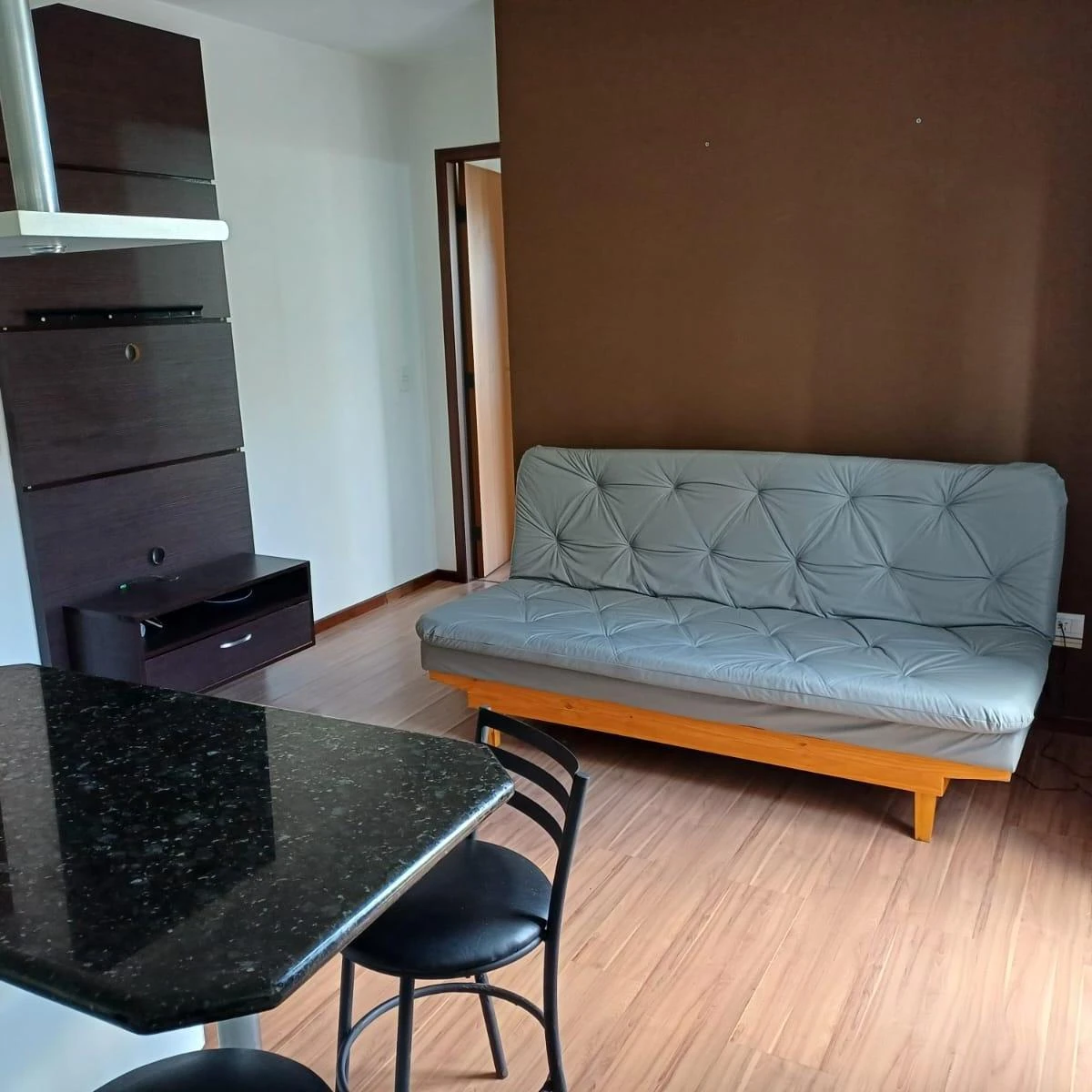 One-bedroom apartment with a washing machine in Curitiba — photo 11