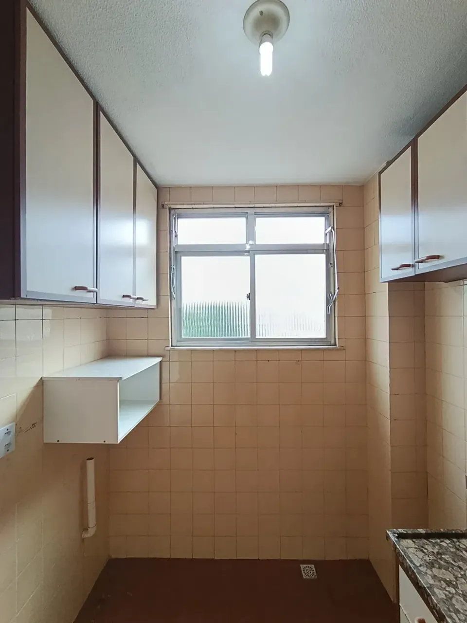 1-bedroom apartment with a glass-enclosed shower — photo 20