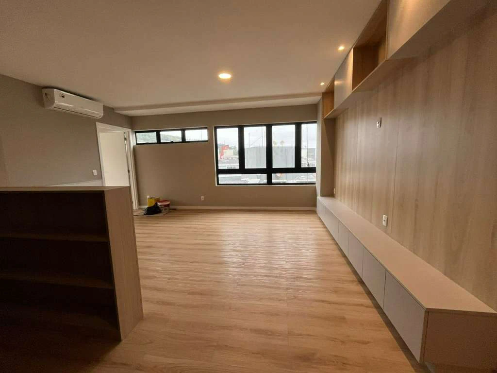 Apartamento sem mobília de 1 quarto com cozinha integrada — photo 3