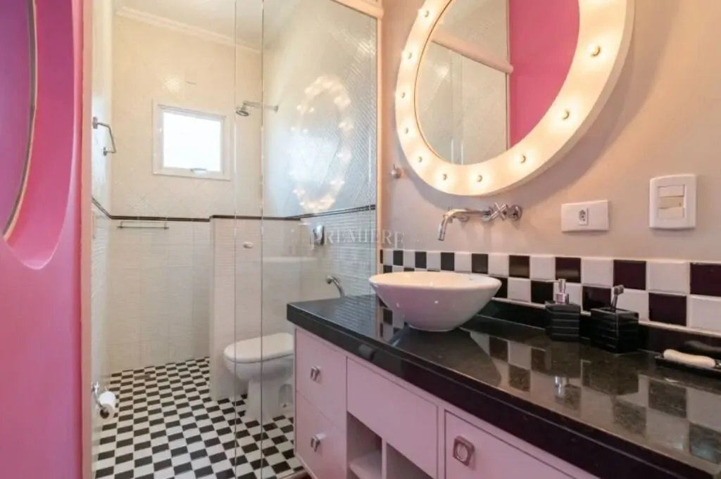 Unfurnished house with 4 en-suite rooms and private garden — photo 19