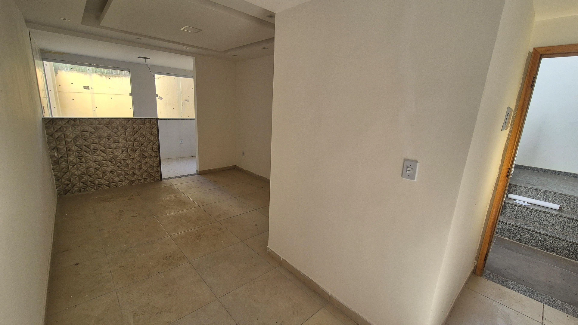 2-bedroom apartment with 1 bathroom and parking — photo 26