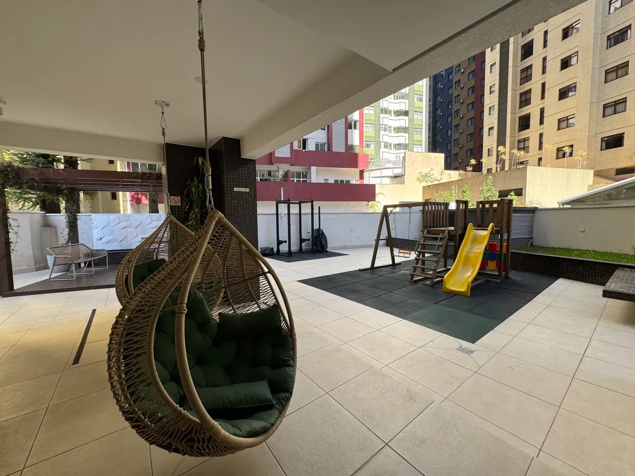 Apartamento mobiliado de 1 quarto com 1 vaga e terraço — photo 20