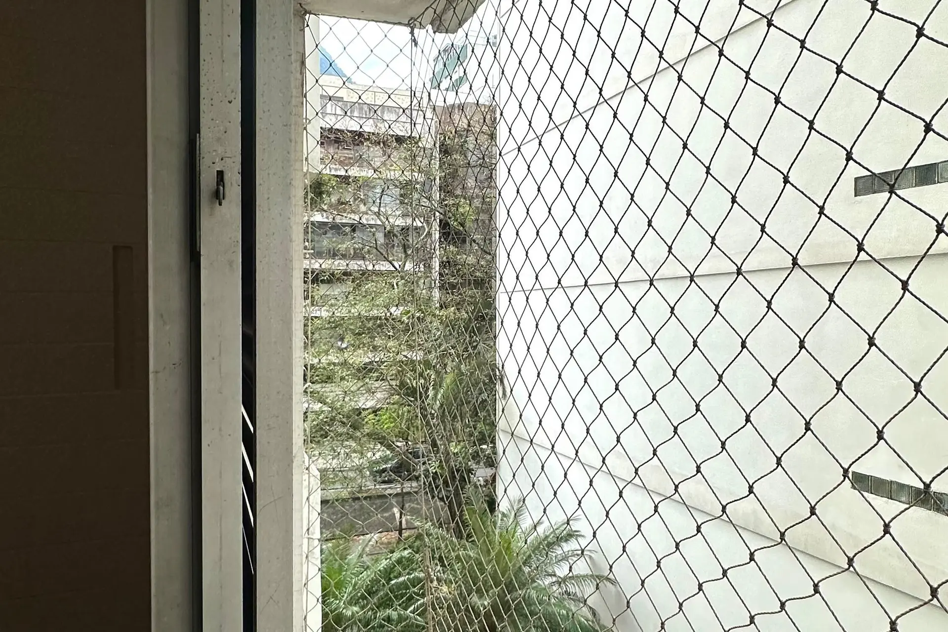 Unfurnished apartment with 2 en-suite bedrooms — photo 33