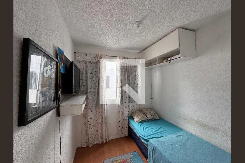 Furnished 2-bedroom apartment with an open-plan kitchen — photo 27