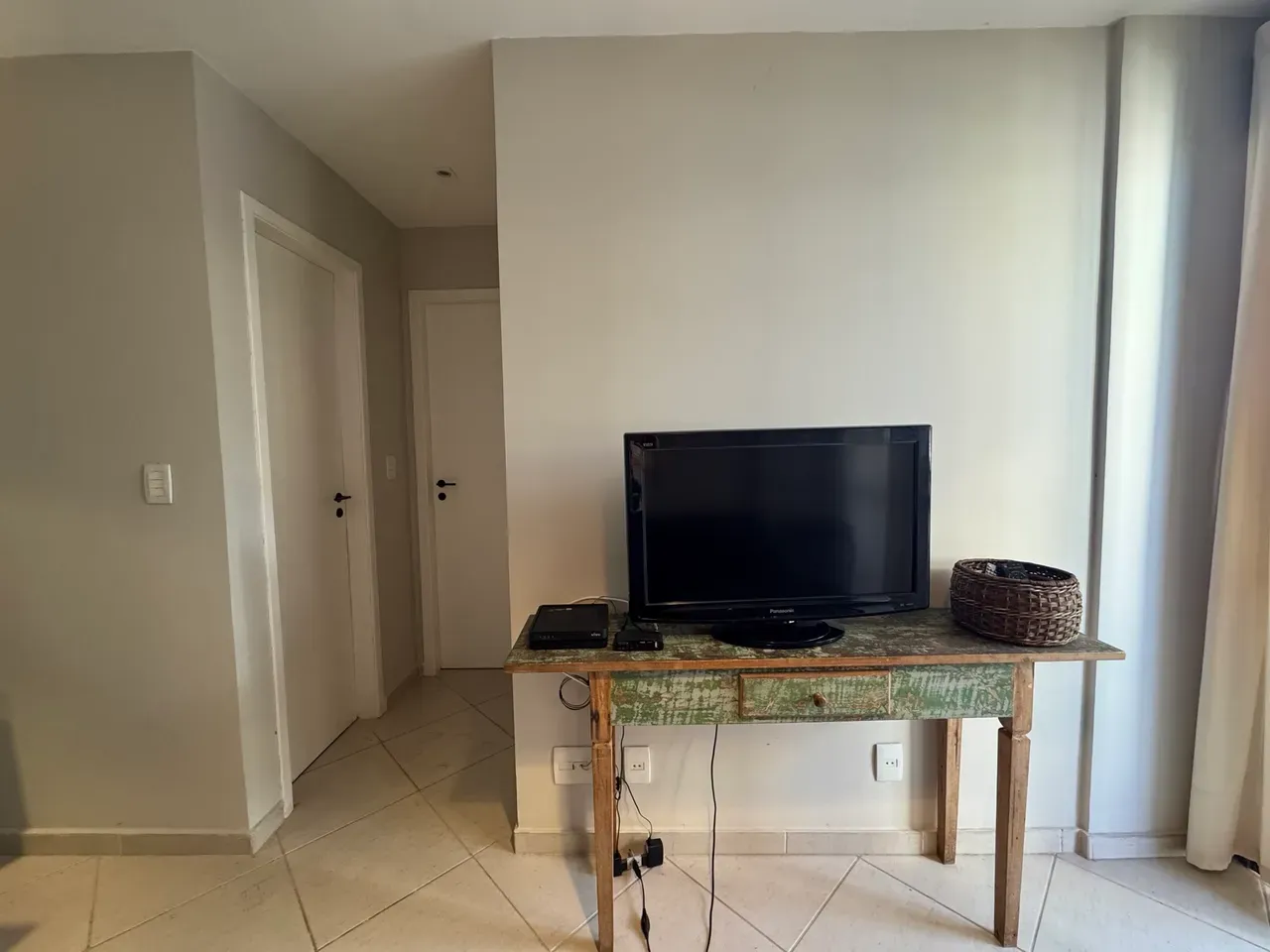 Furnished apartment with a balcony and 2 bedrooms — photo 32