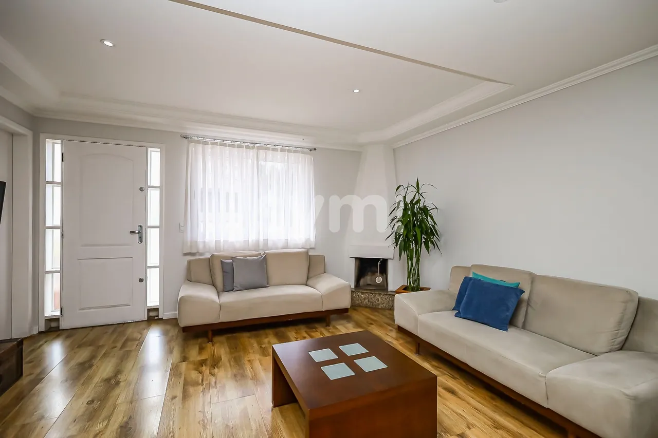 4-bedroom 180 m² house with 4 parking spaces — photo 5