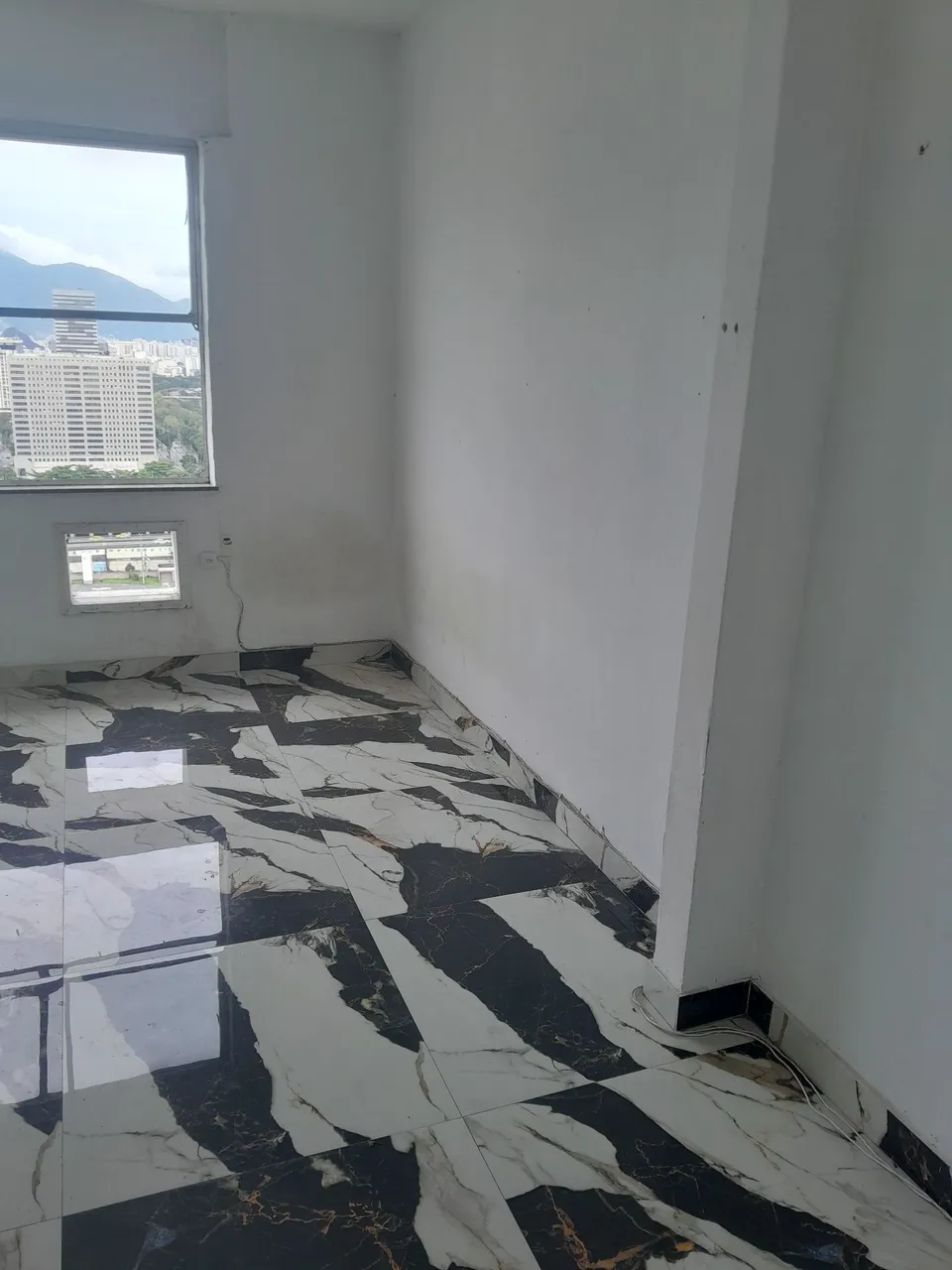 Mountain view in a one-bedroom apartment, 25 m² — photo 6