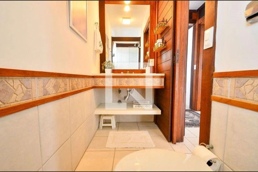 Ванна и 6 спален: дом 315 м² — photo 50