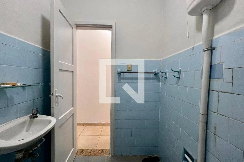 Rental studio with 1 bedroom and 1 bathroom — photo 12