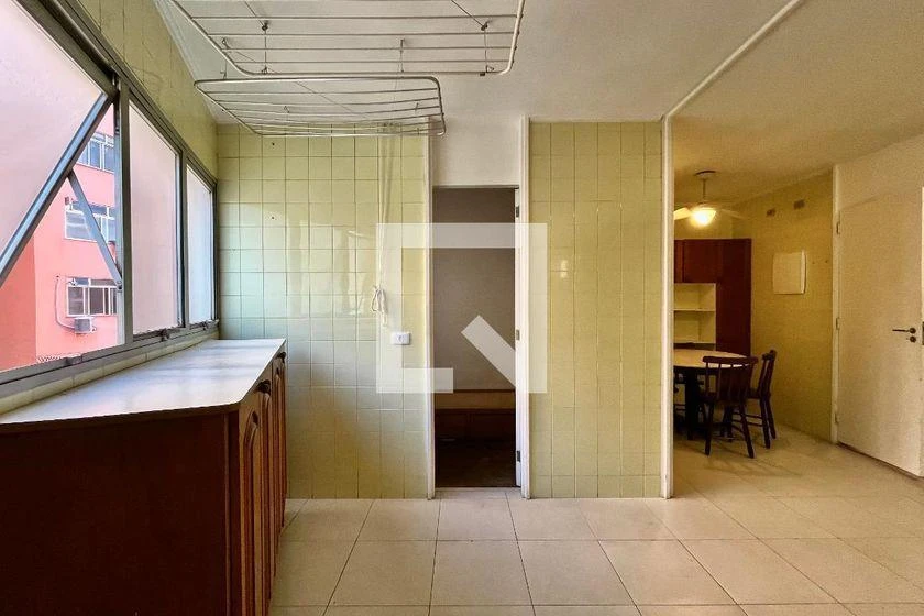 3-bedroom apartment with built-in wardrobes — photo 36