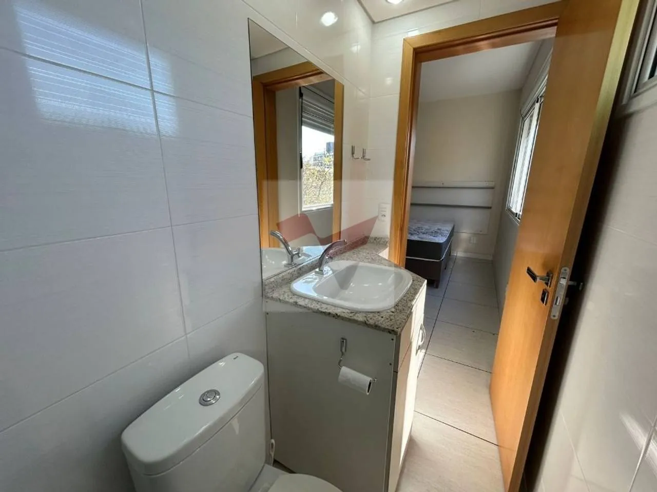 41 m² studio with a washing machine and a home office — photo 17