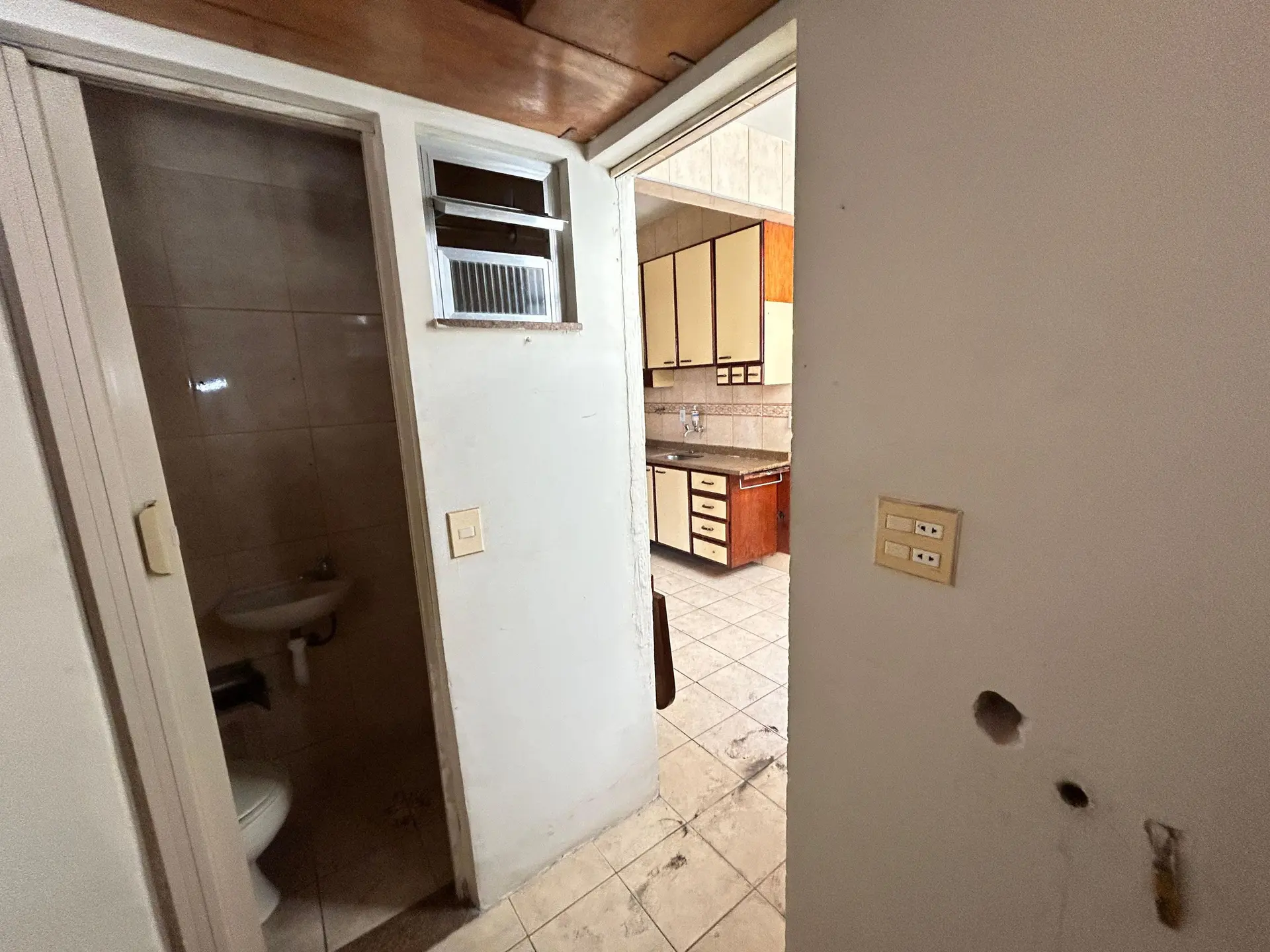 3-bedroom apartment with a walk-in closet — photo 13
