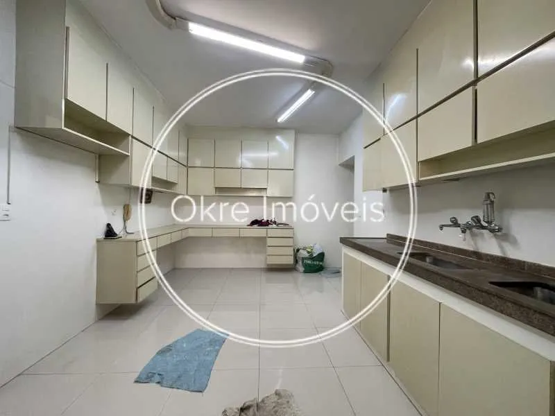 Квартира с 3 спальнями и сюит-ванной, 159 м² — photo 5