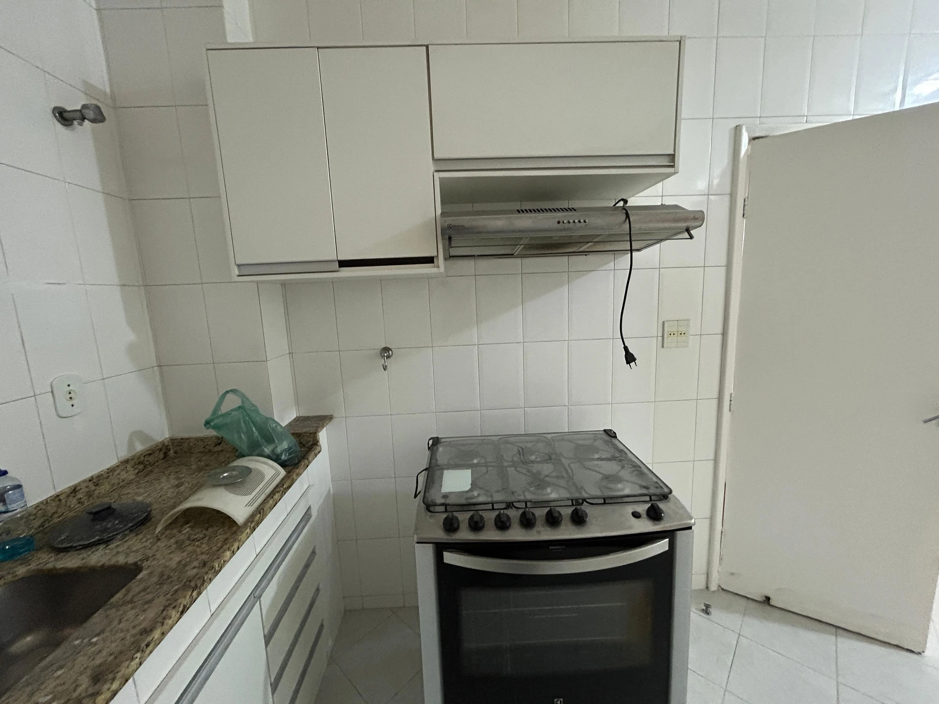 Apartamento sem mobília com 2 quartos e 1 banheiro — photo 17
