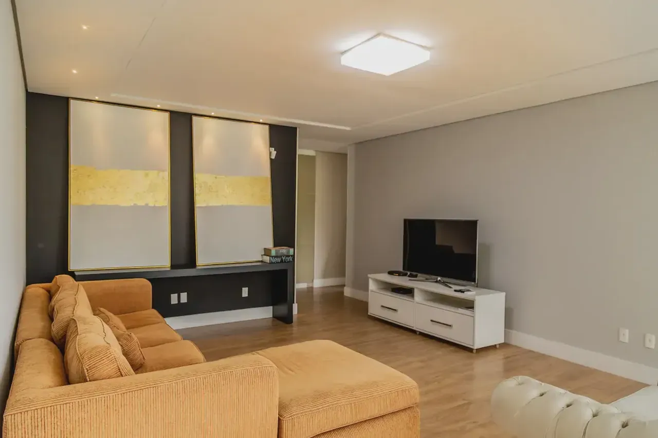 Casa amueblada con 5 dormitorios y acabados de lujo — photo 12