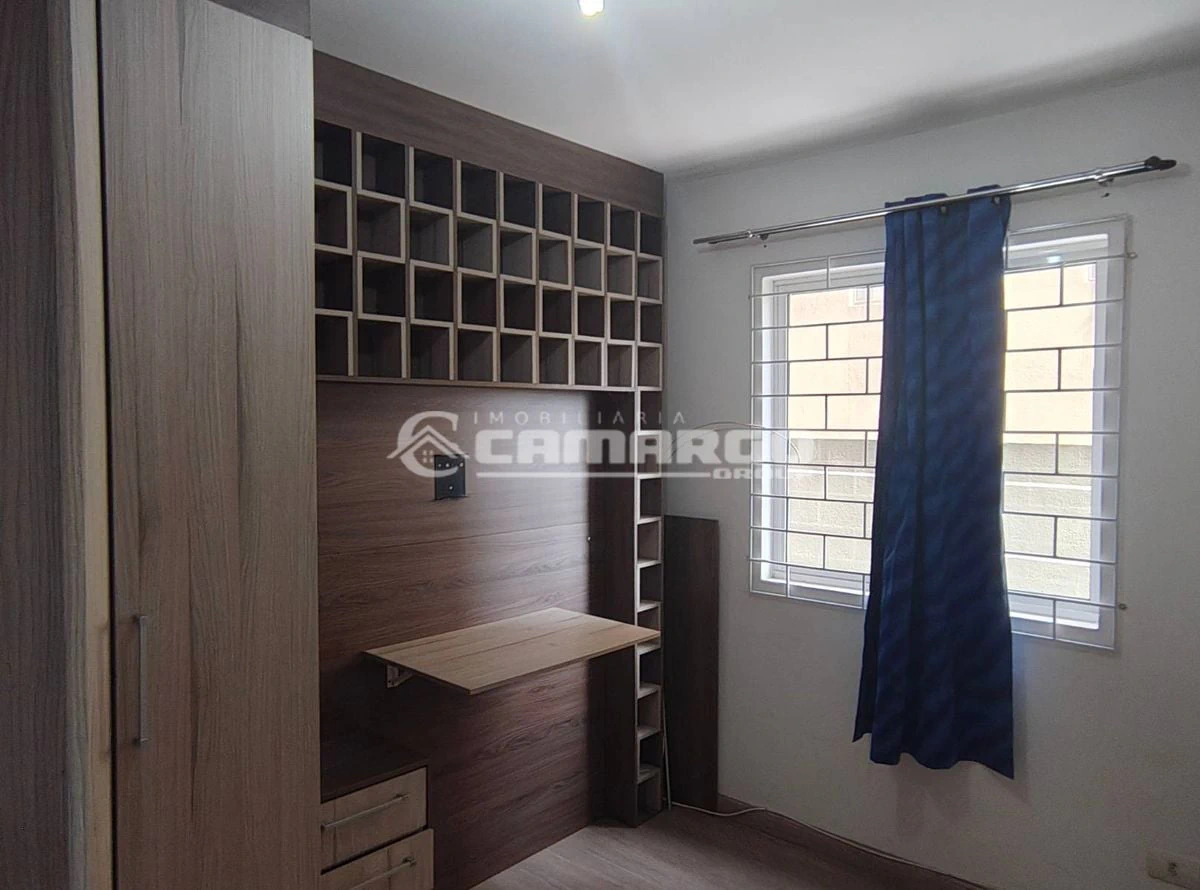 Wood or laminate floors in a 3-bedroom apartment, 56 m² — photo 7