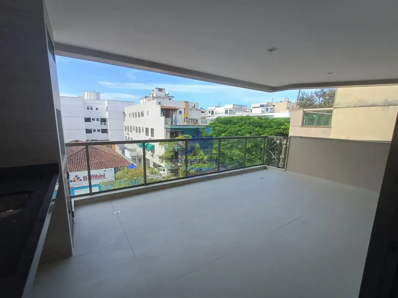 Rental apartment with 3 bedrooms and a balcony — photo 9