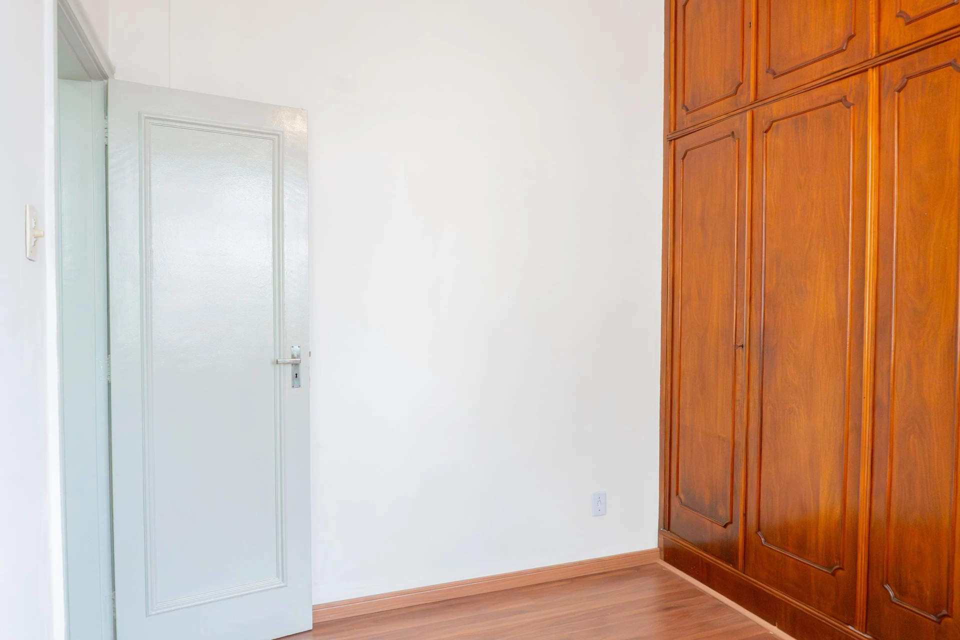 Apartment with 2 bedrooms and a balcony — photo 24