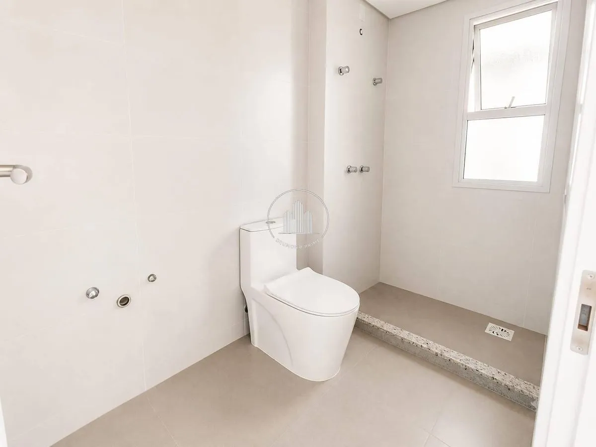 Apartamento dúplex de 163 m² con 3 suites y balcón — photo 13