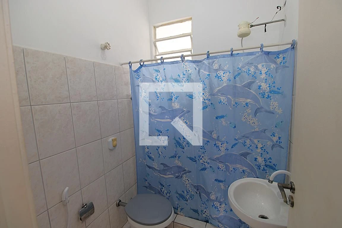 House with no parking, 2 bedrooms and 1 bathroom — photo 10