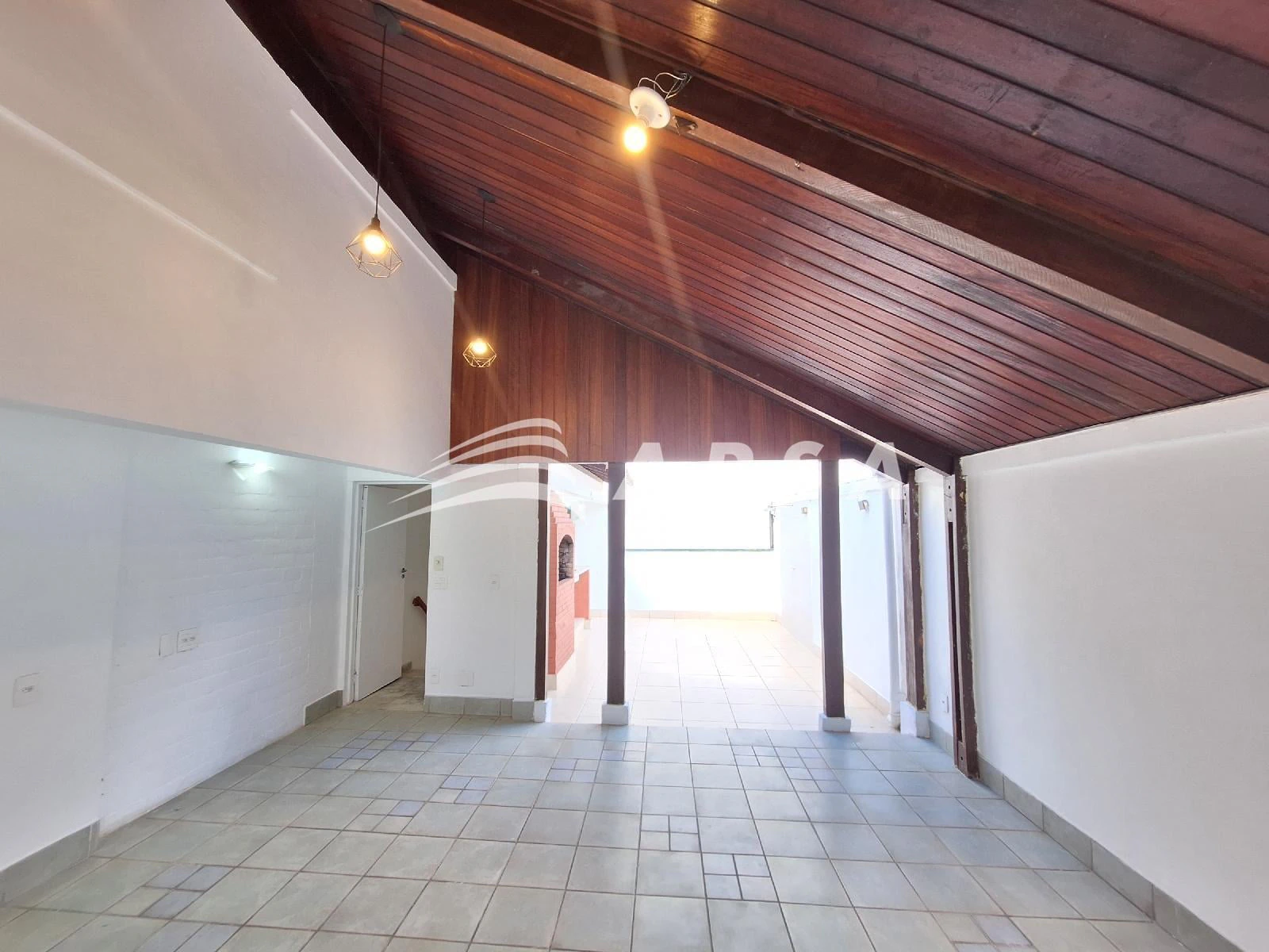 Apartamento triplex de 2 quartos com garagem para 2 carros — photo 9