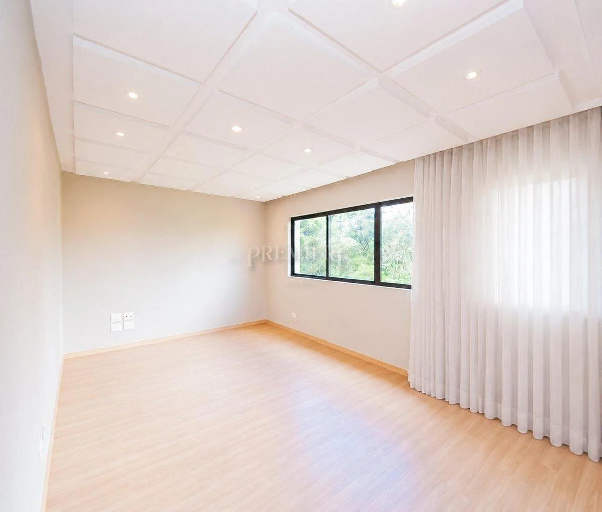 Балкон с грилем и 4 спальни: квартира 322 м² — photo 15