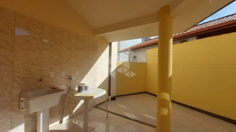 130 m² apartment with 3 bedrooms and a separate kitchen — photo 32